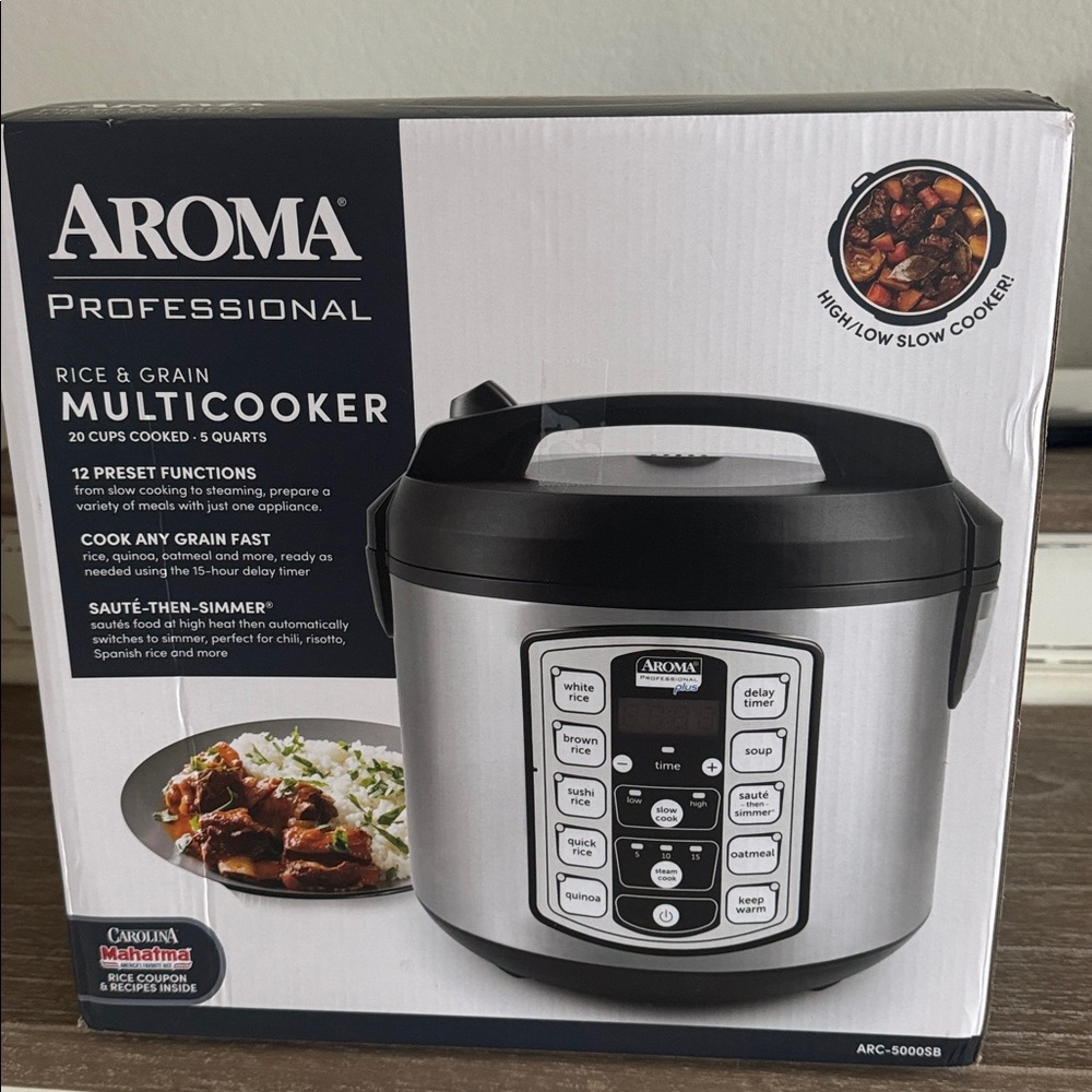 Aroma Professional Multicooker in Black and Silver-NWT